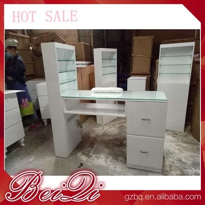 Manicure Table